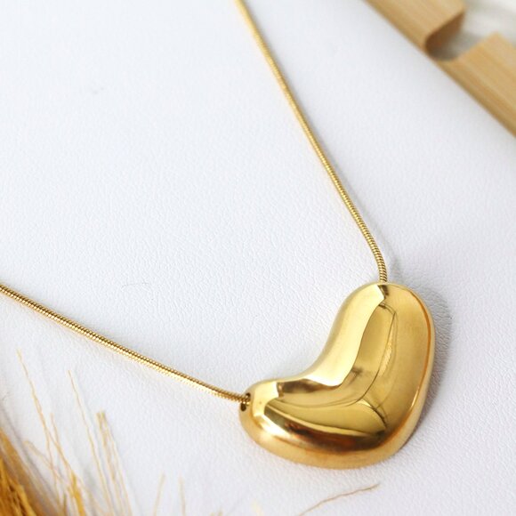 Chic Pea Bean Necklace | Stainless Steel Minimalist Jewelry - Picture 2 of 2